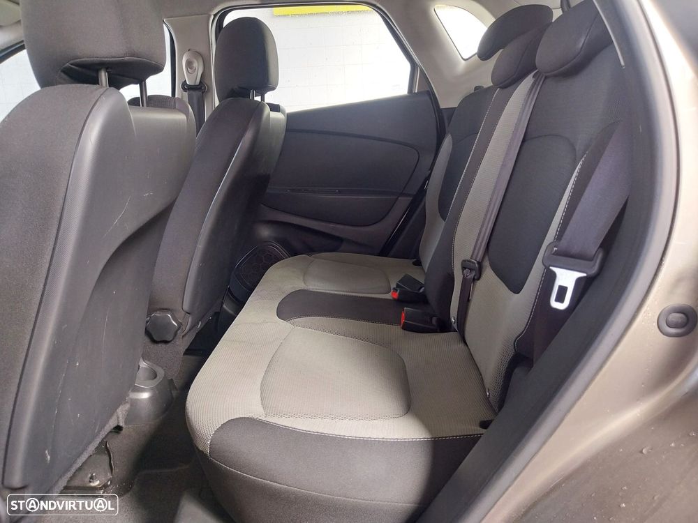 Renault Captur 1.5 dCi Exclusive - 11