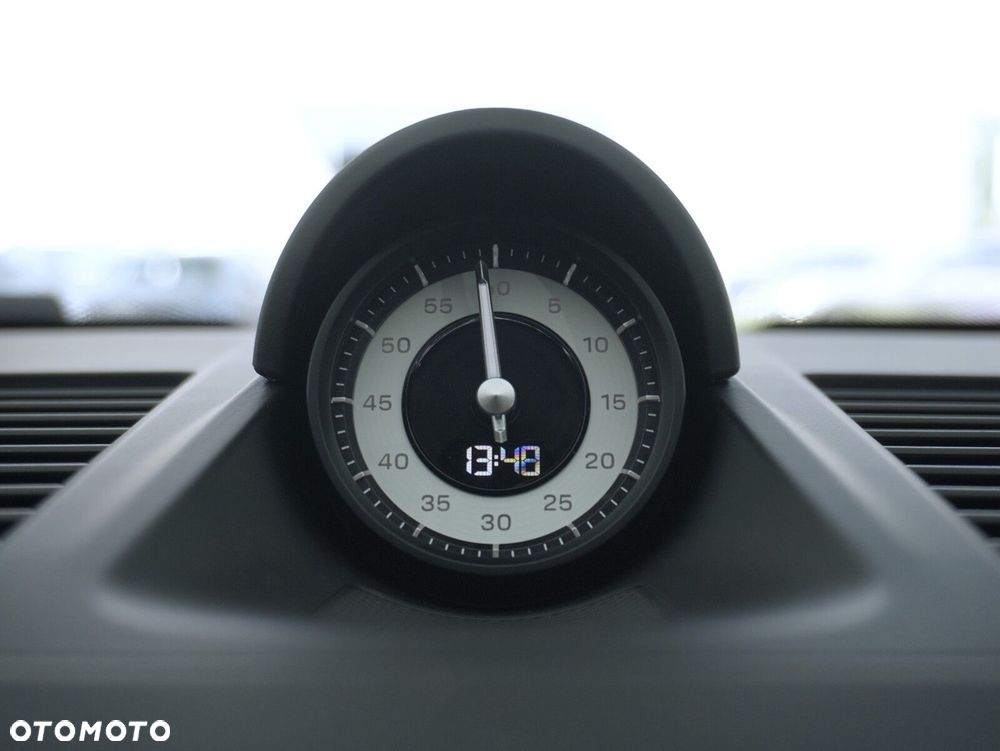 Porsche 911 Targa T-Hybrid 4 GTS - 29
