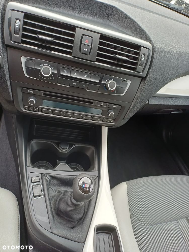 BMW Seria 1 116d EfficientDynamics Edition Sport Line - 15