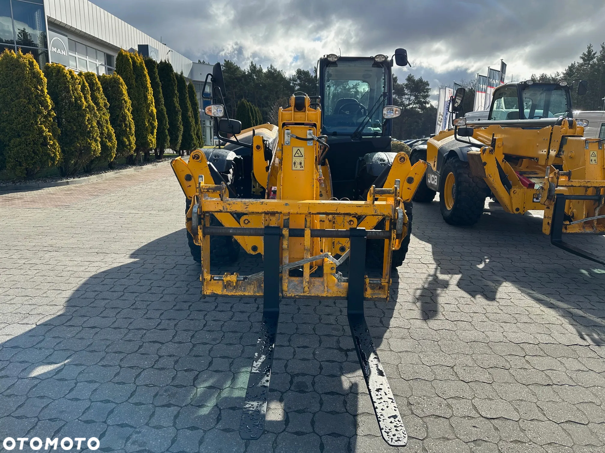 JCB 540-140 Hi Viz - 2