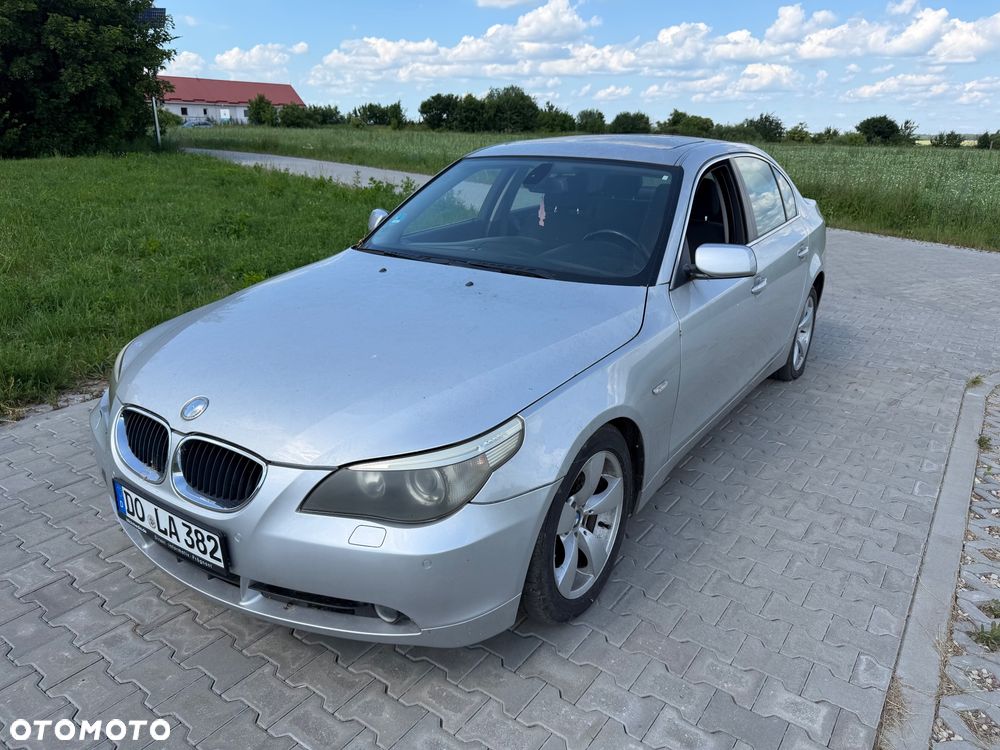 BMW Seria 5 525d - 1