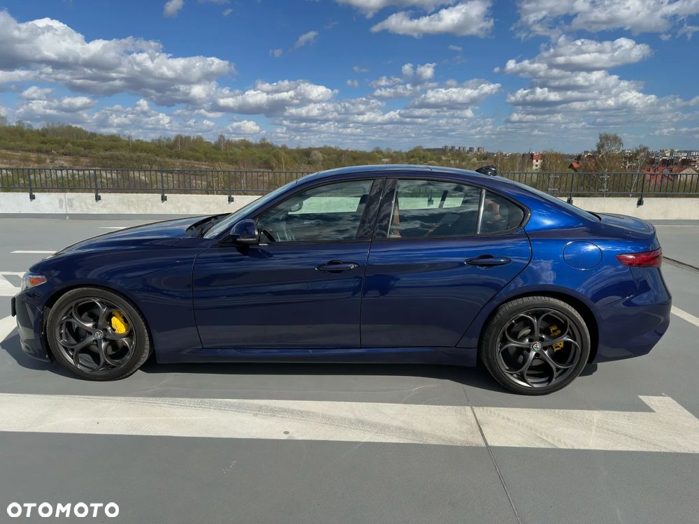 Alfa Romeo Giulia 2.0 Turbo Veloce - 2