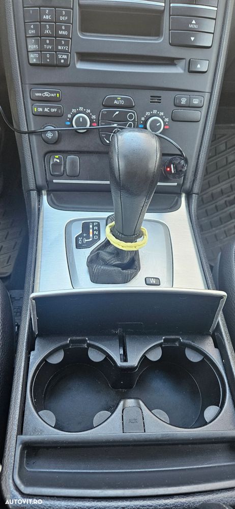Volvo XC 90 D5 Edition - 9