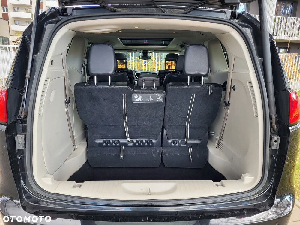 Chrysler Pacifica - 27