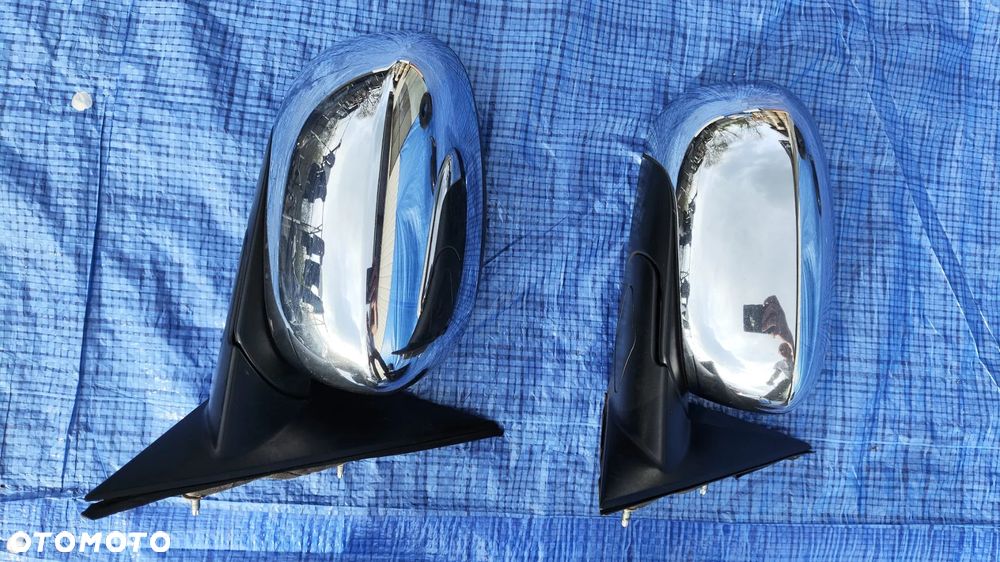 LUSTERKO ZEWNĘTRZNE PRAWE 11 PIN CHROM CHRYSLER 300C - 4