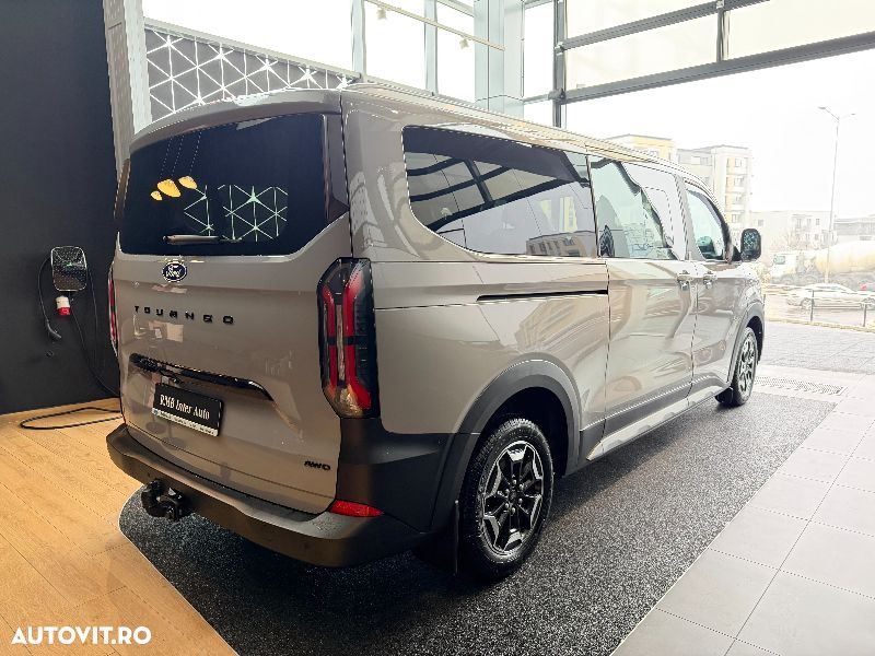 Ford Tourneo Custom - 6