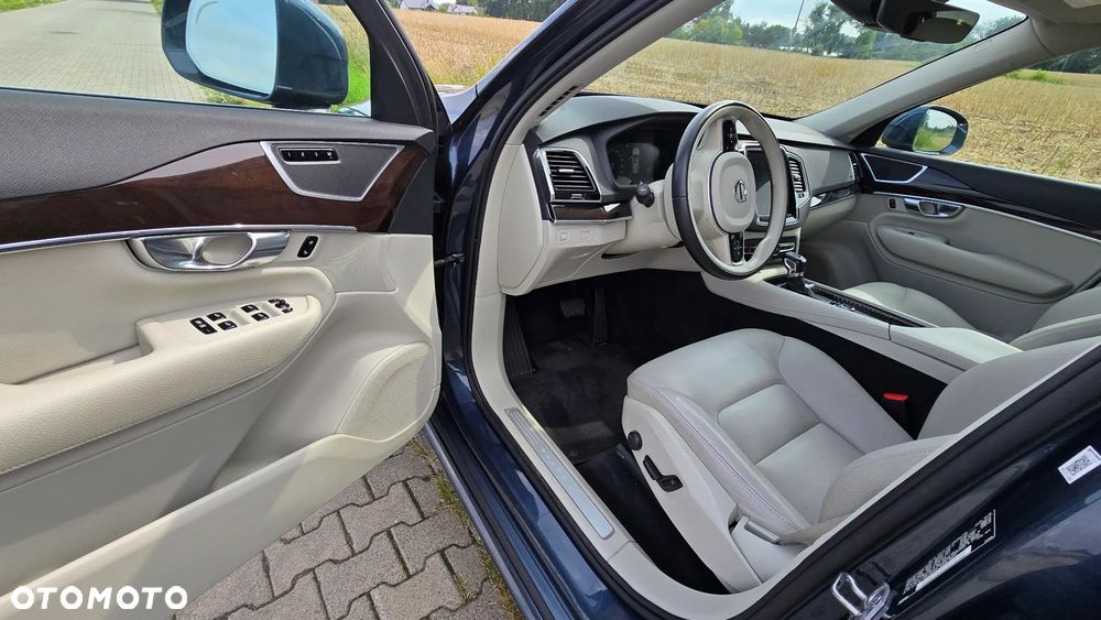 Volvo XC 90 T6 AWD Momentum 7os - 9