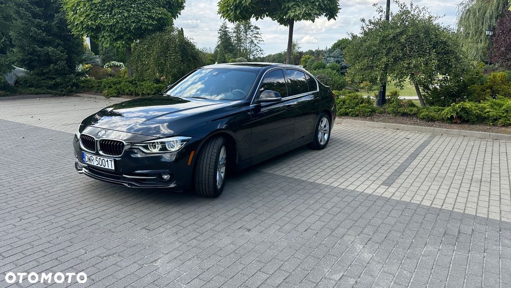 BMW Seria 3 330i Luxury Line sport - 1