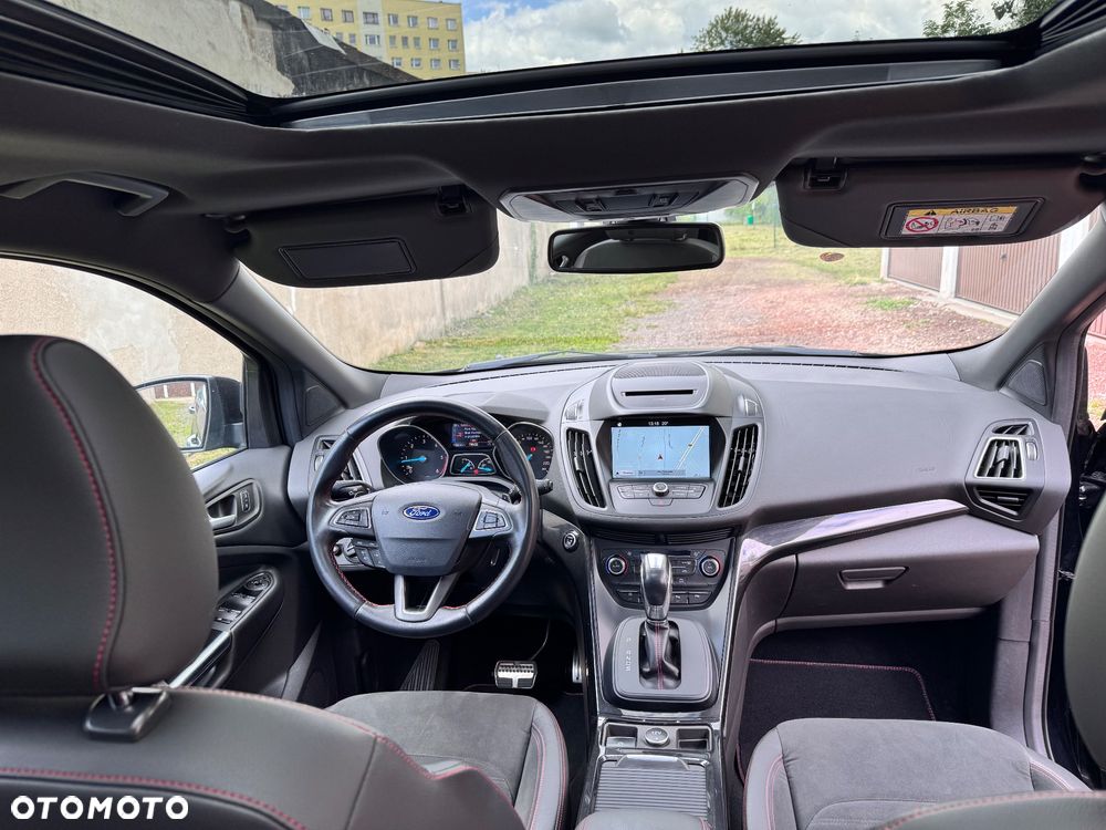 Ford Kuga 2.0 TDCi AWD ST-Line - 4