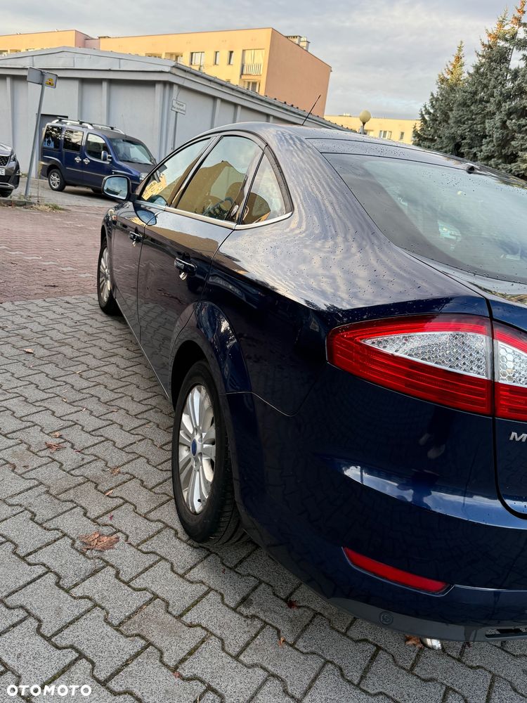 Ford Mondeo - 4