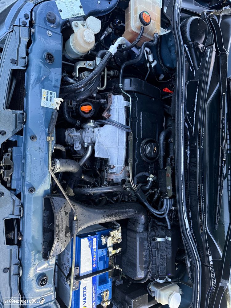 Mitsubishi Grandis 2.0 DI-D Sport - 24