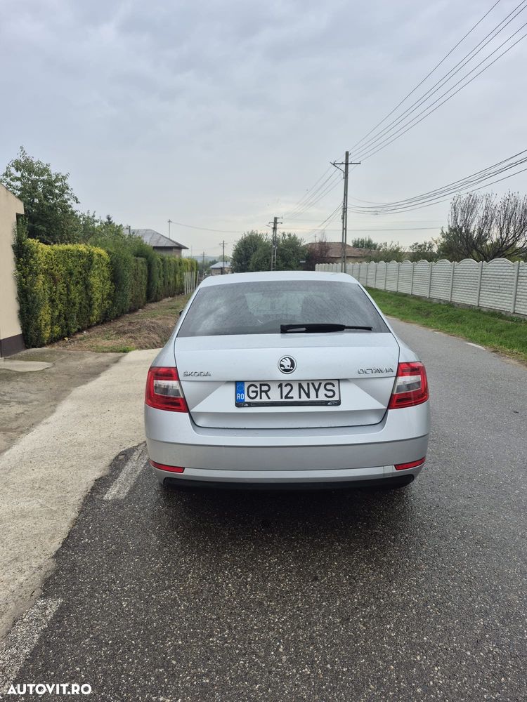 Skoda Octavia - 3