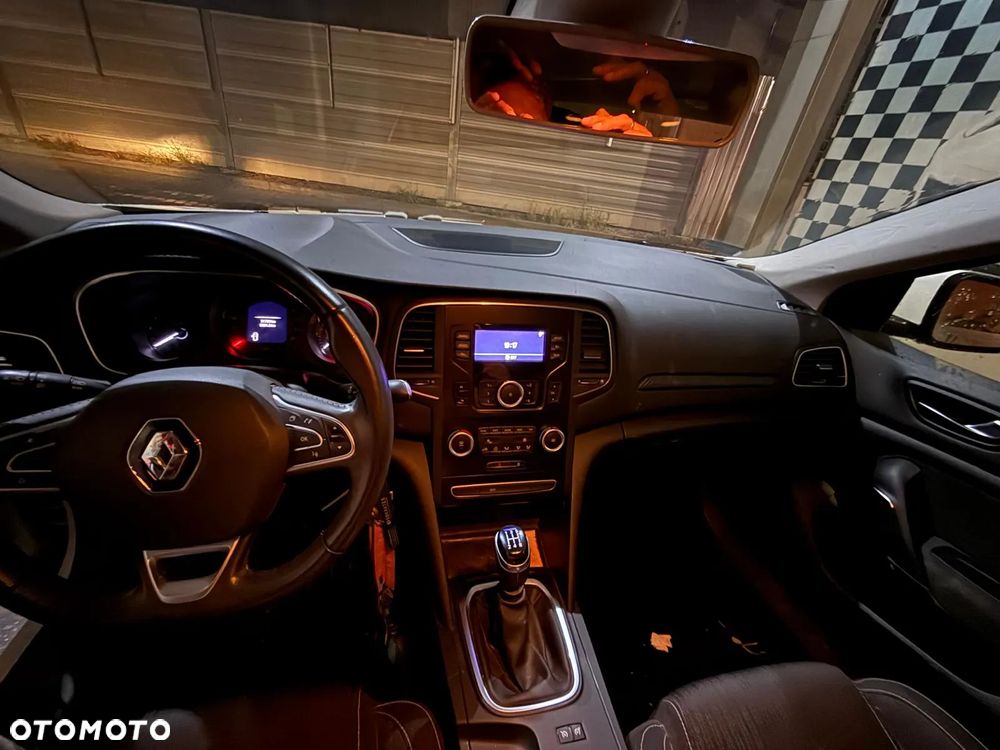 Renault Megane 1.6 SCe Zen - 7
