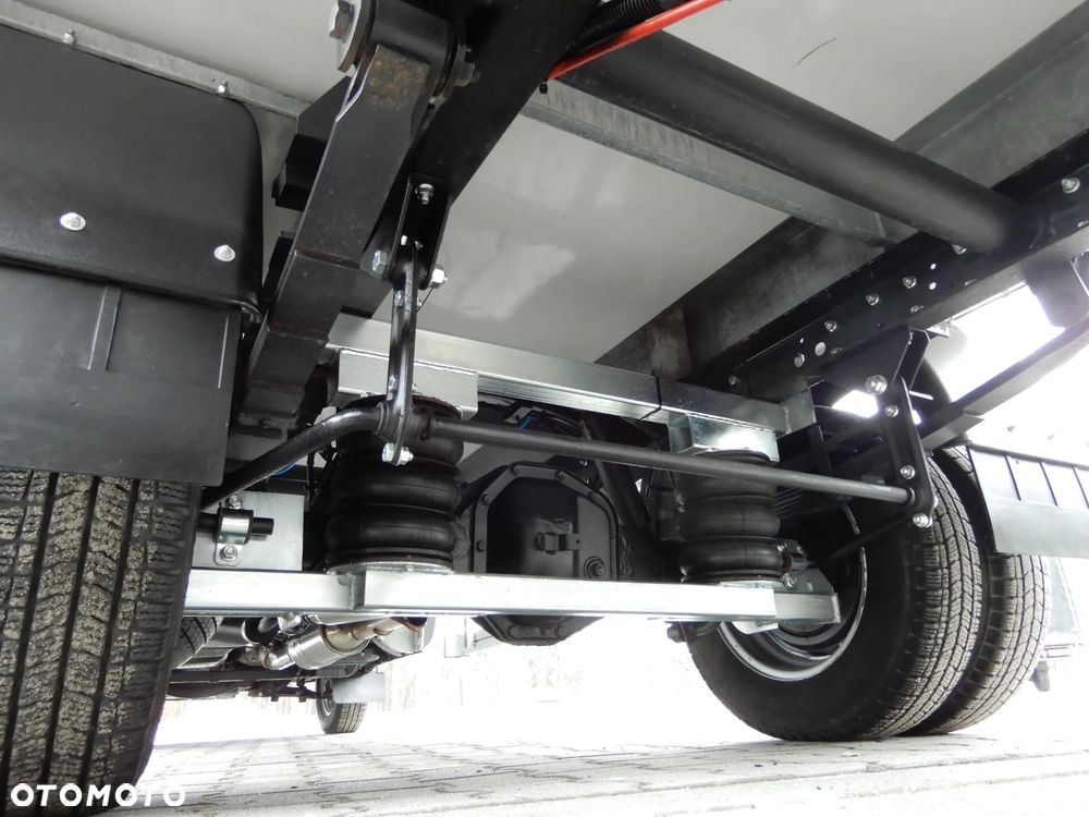 Iveco DAILY 50C18 Chłodnia -20*C+30*C WINDA ZAŁADOWCZA 1000 Kg Udźwigu DHOLLANDIA Boczne Drzwi Agregat Zasilany Na Postoju V230  Funkcja Grzania WZMACNIANY Rozstaw Osi 4100 mm Stan Auta Jak Nowy POLECAM - 22