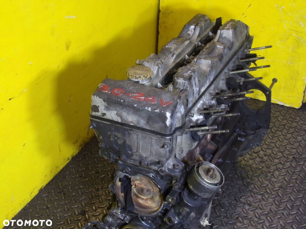 OPEL SENATOR 2.5 B 90r 140KM 25NE 87-93 silnik 25NE - 3