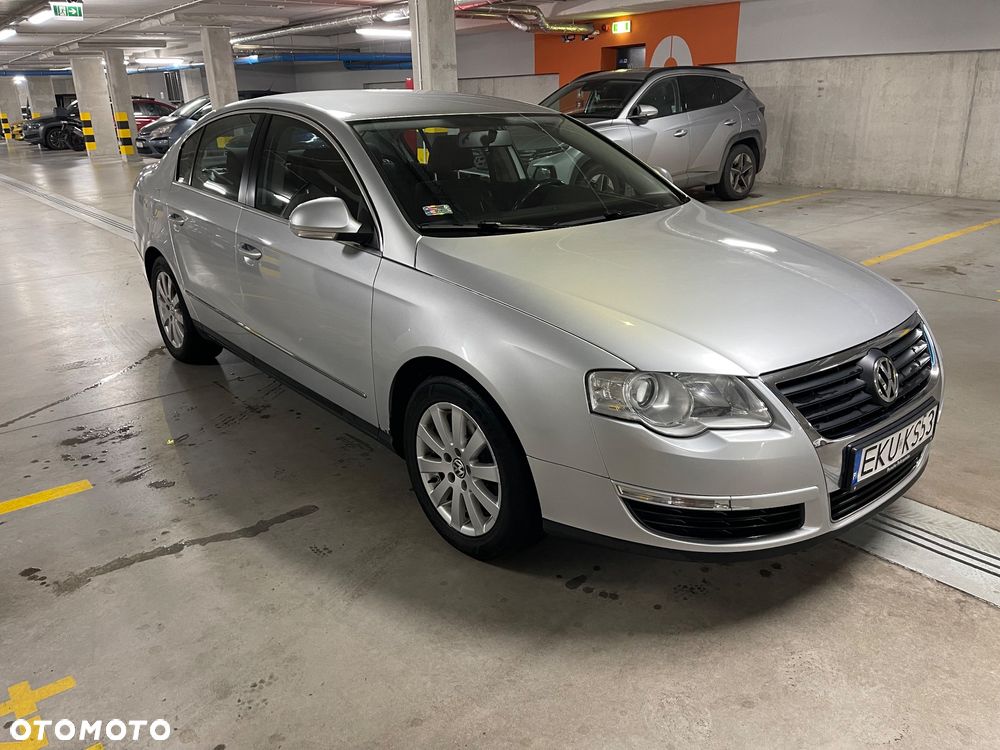 Volkswagen Passat 2.0 TDI Comfortline - 3