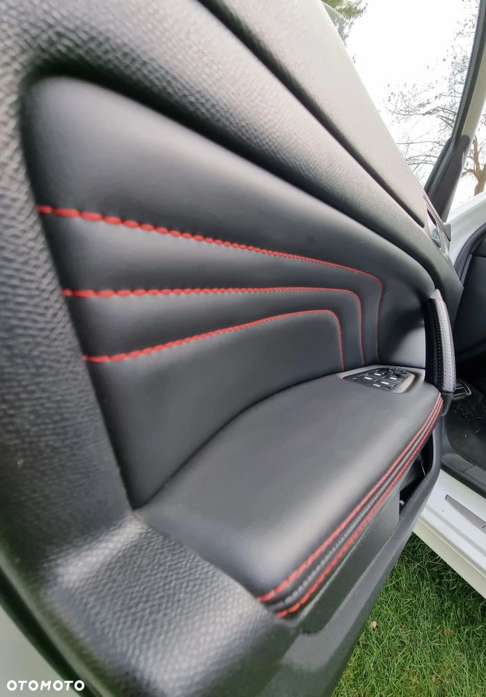 Peugeot 308 - 25