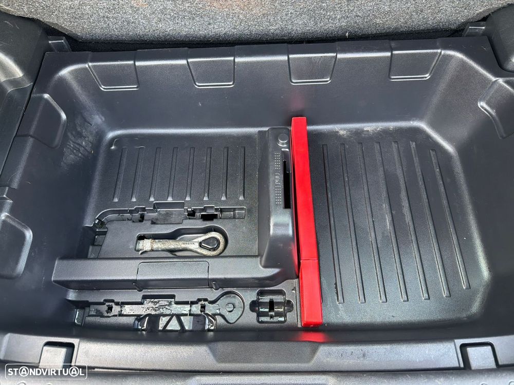 Nissan Juke 1.5 dCi Tekna - 33