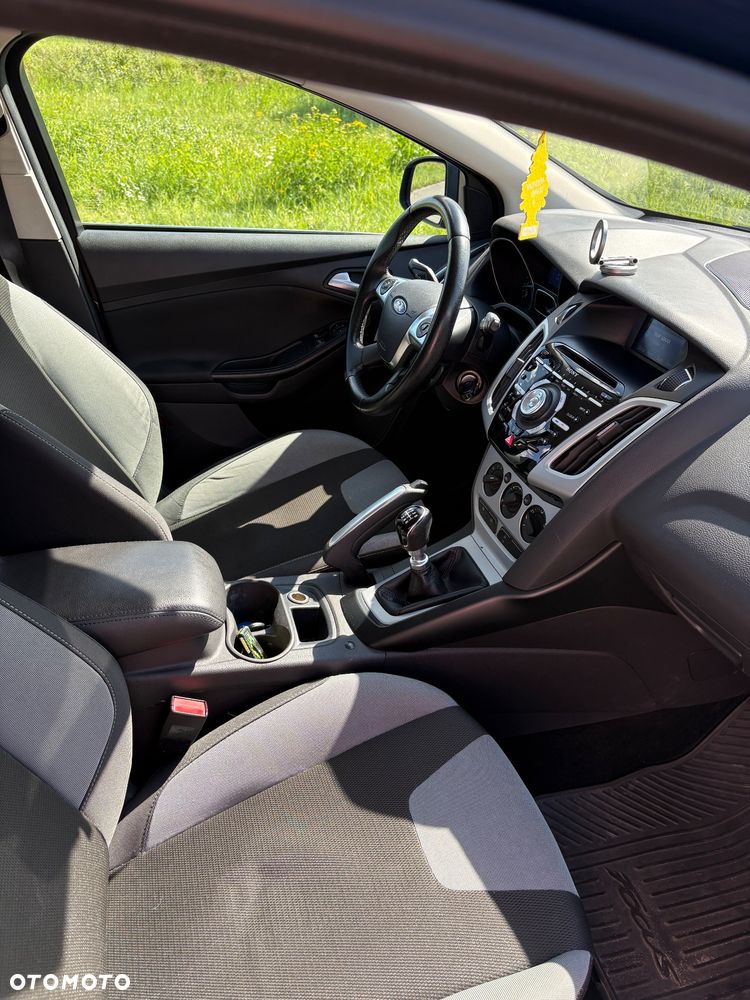 Ford Focus 1.6 EcoBoost Trend Sport - 11