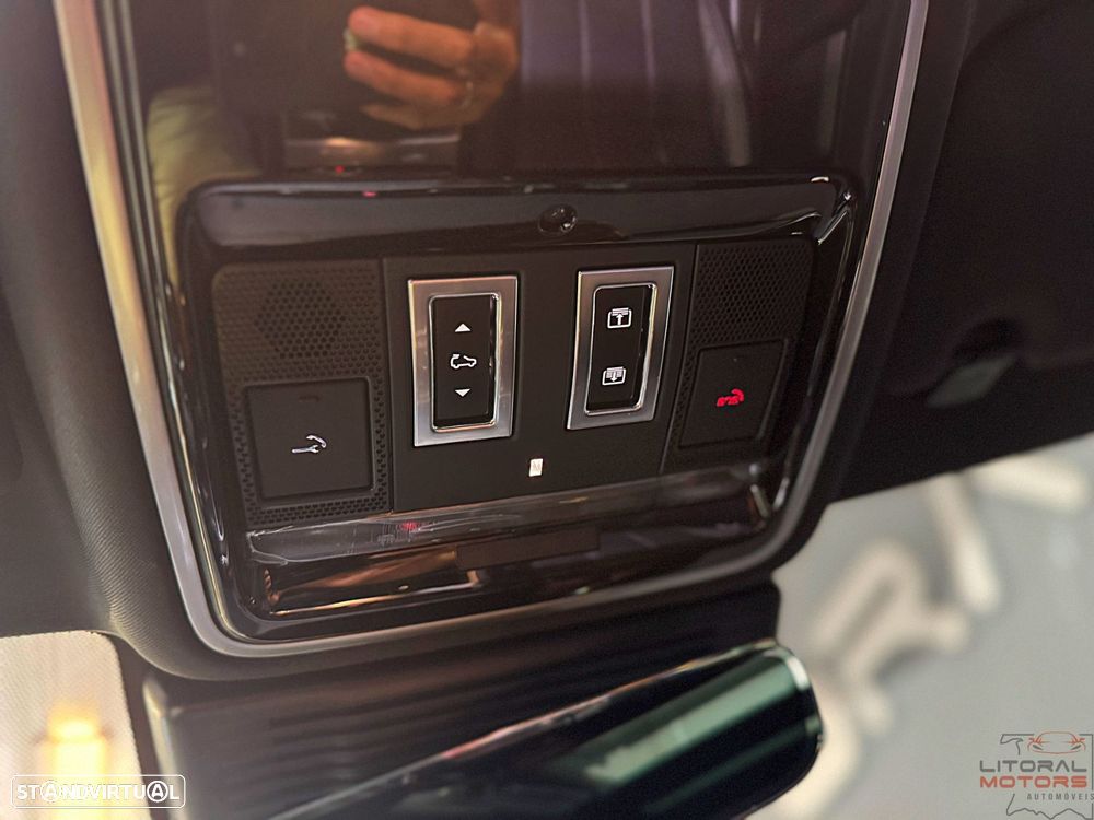 Land Rover Range Rover Velar P400e R-Dynamic S - 23