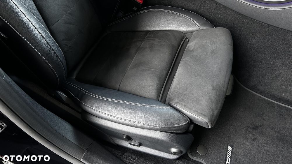 Mercedes-Benz Klasa E - 24