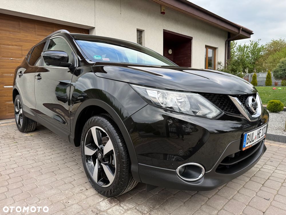 Nissan Qashqai 1.6 DIG-T N-Connecta - 2