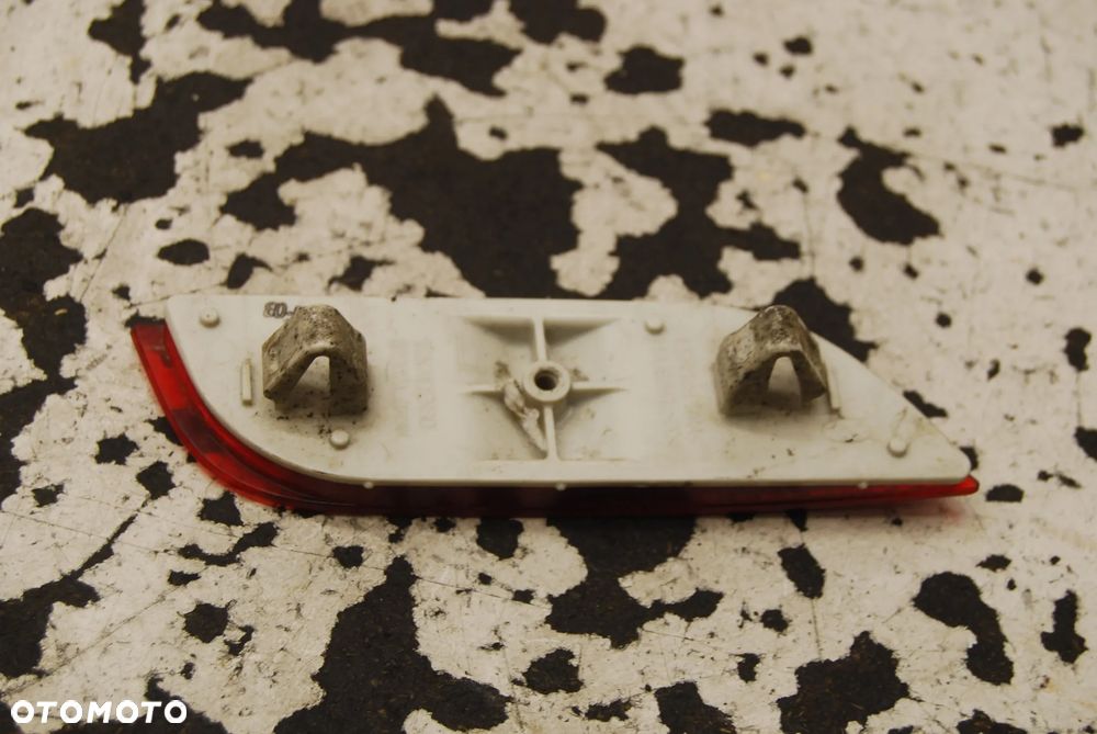 ODBLASK ZDERZAKA LEWY TYŁ TYLNY 32302L SUBARU IMPREZA III GH - 2