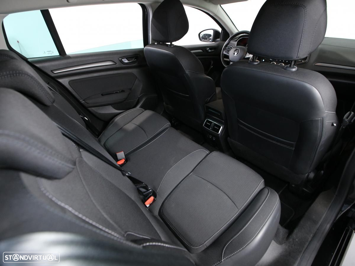 Renault Mégane Sport Tourer 1.6 E-Tech Plug-In Limited - 11