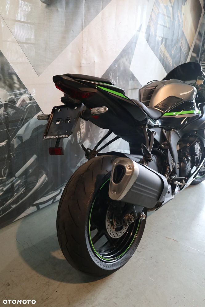 Kawasaki Ninja - 4