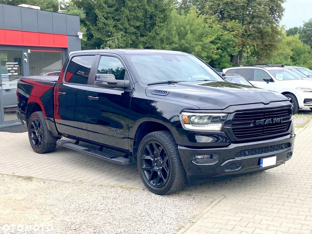 RAM 1500 Crew Cab Sport - 8