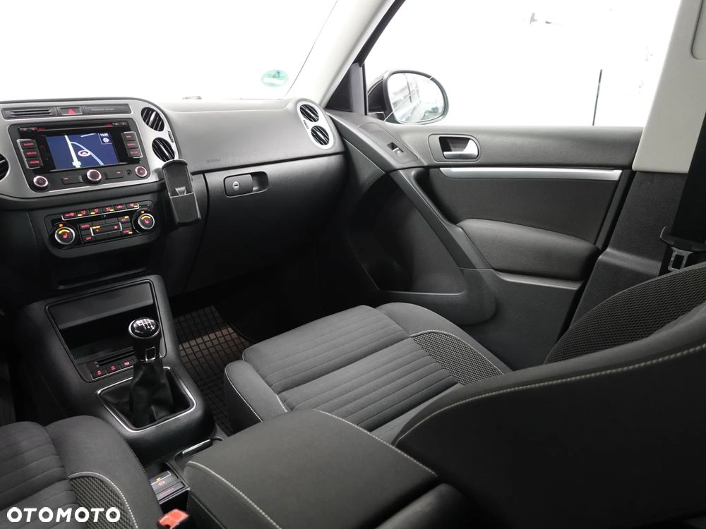 Volkswagen Tiguan 2.0 TDI DPF BlueMotion Technology Cup Sport & Style - 36