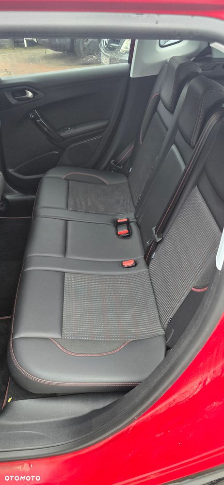 Peugeot 2008 PureTech 110 Stop&Start GT-Line Edition - 13