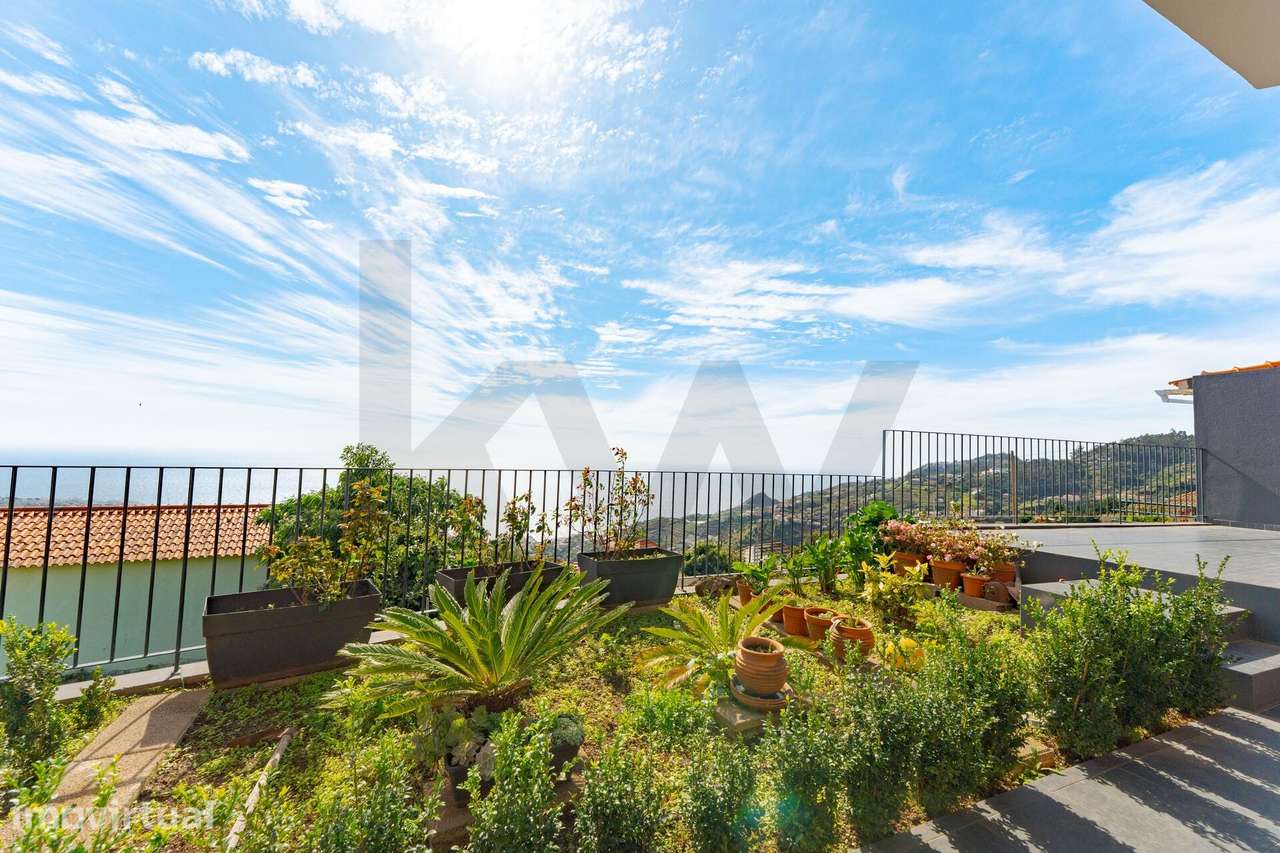 Villa T4 Vista Panorâmica | Estreito de Câmara de Lobos - Grande imagem: 3/60