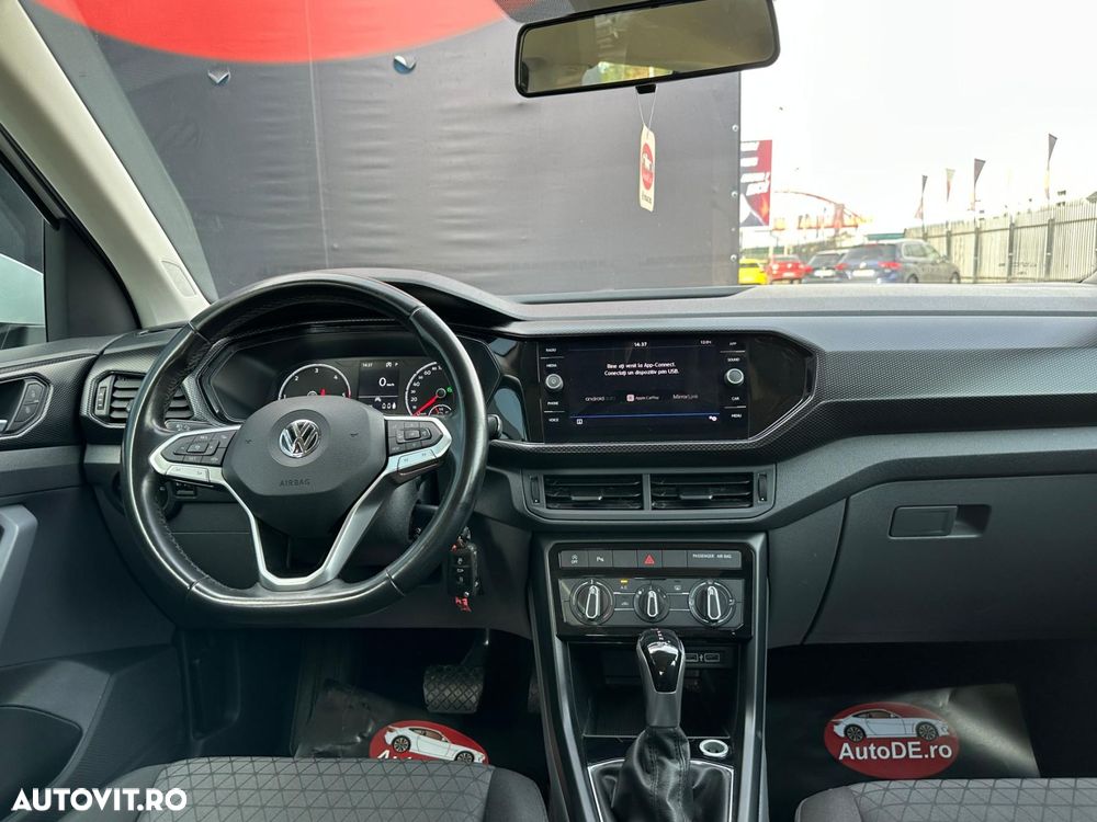 Volkswagen T-Cross - 6