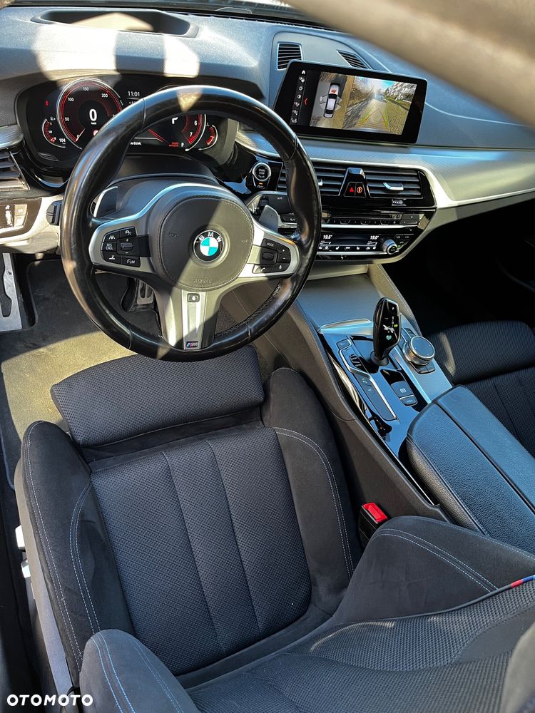 BMW Seria 5 540i xDrive M Sport sport - 23