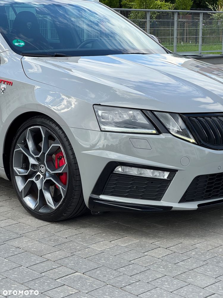 Skoda Octavia 2.0 TSI RS Challenge 245 DSG - 11