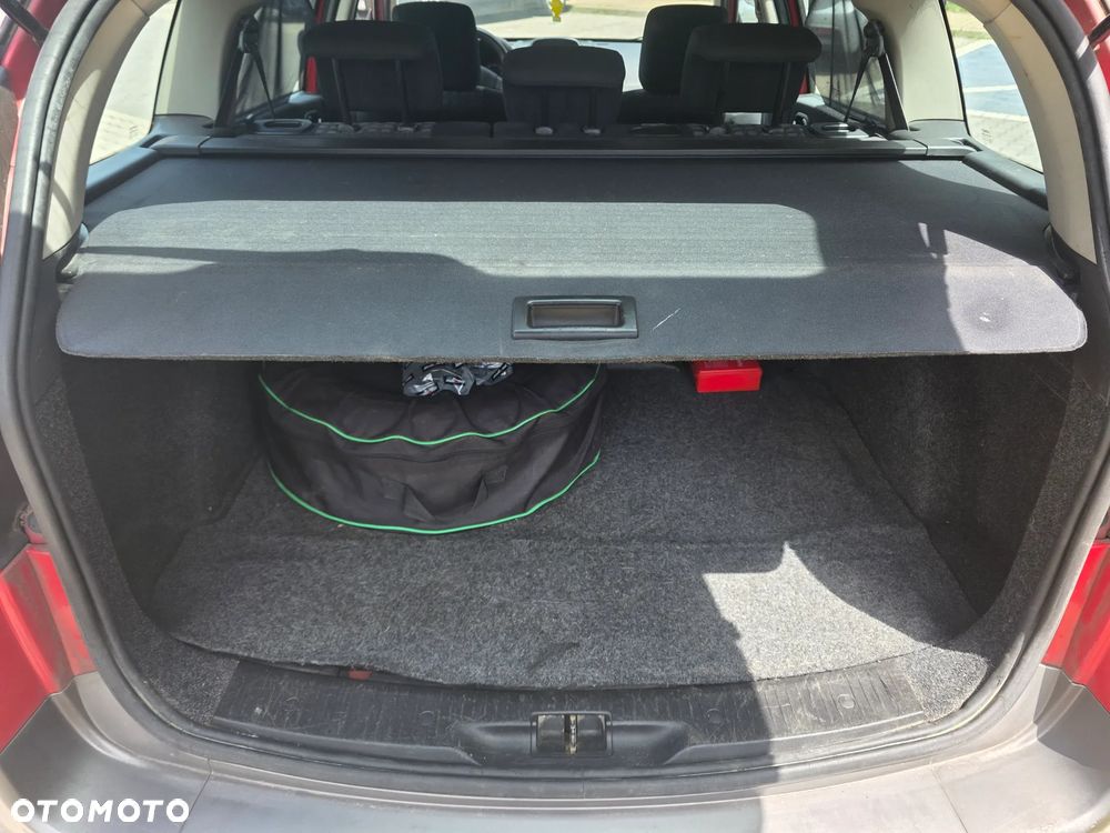 Renault Megane 1.6 16V Air - 8