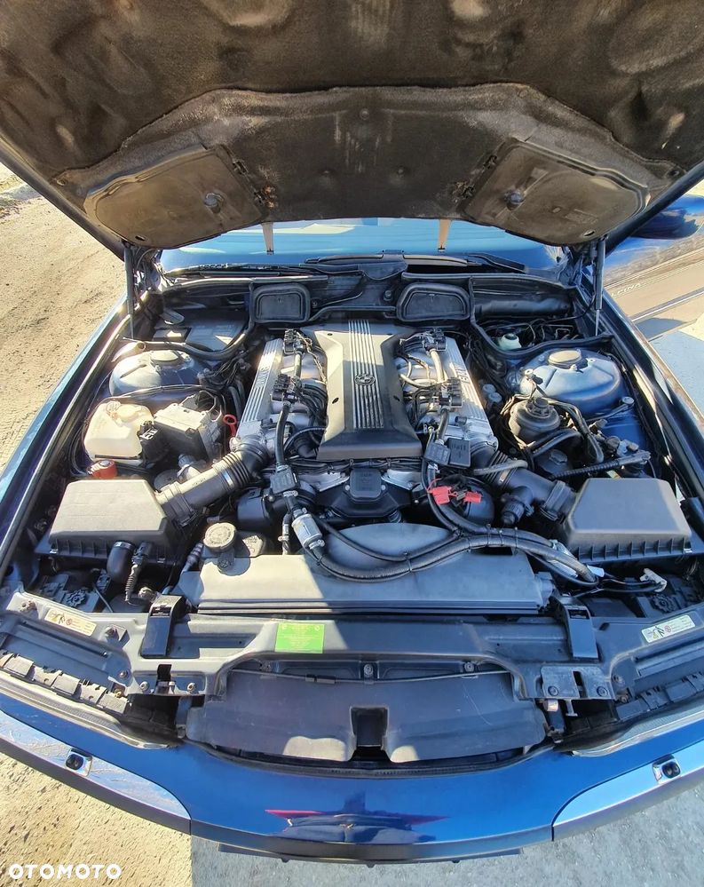 BMW Seria 7 735i L - 9