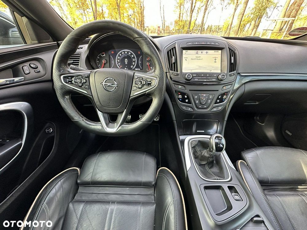 Opel Insignia - 35
