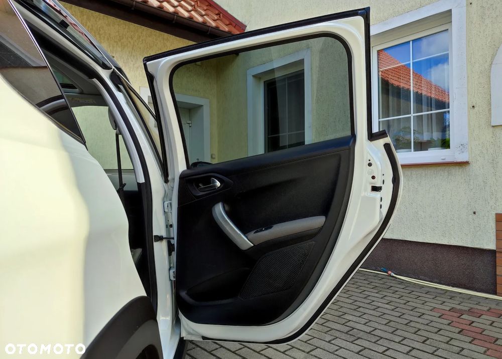 Peugeot 2008 PureTech 110 Stop&Start Crossway - 32