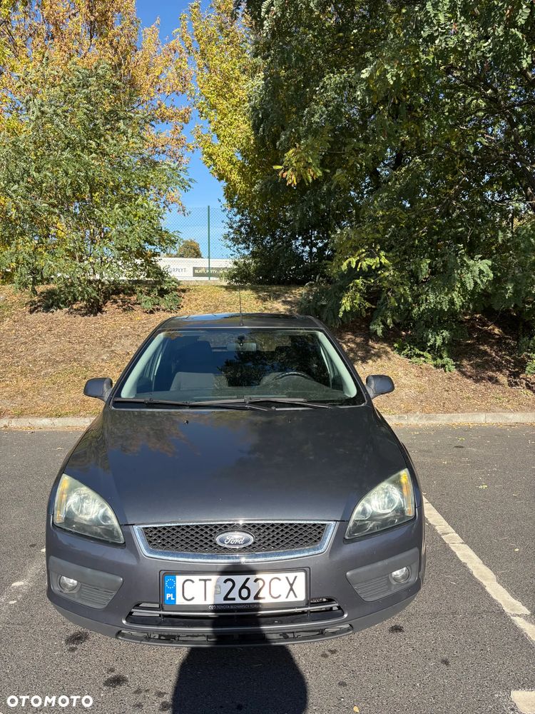 Ford Focus 2005 photo 2