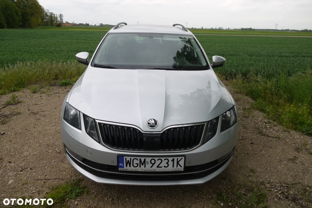 Skoda Octavia 2.0 TDI Style DSG - 2