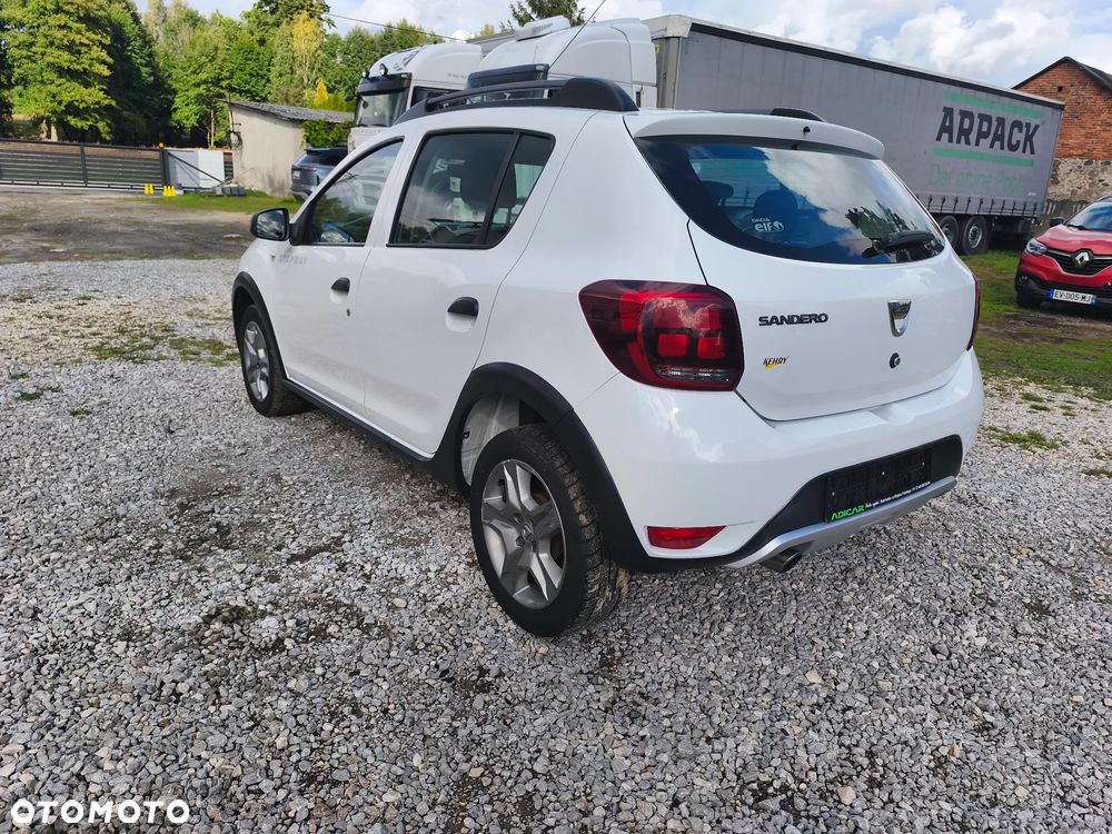 Dacia Sandero Stepway 0.9 TCe Laureate S&S - 8