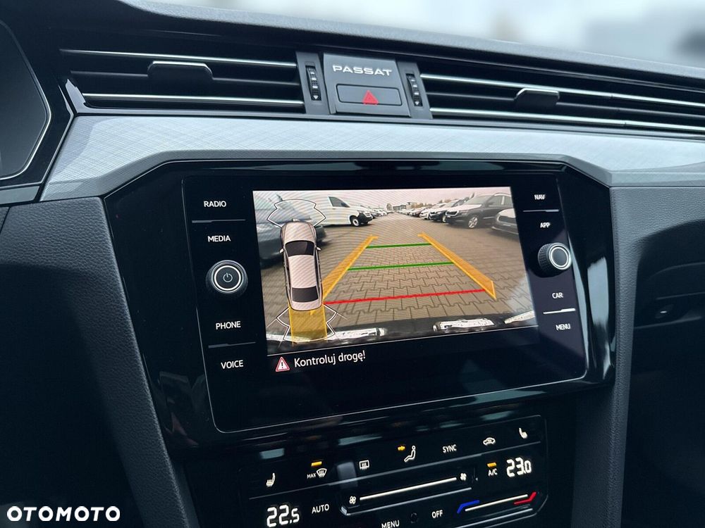 Volkswagen Passat 2.0 TSI Business DSG - 19