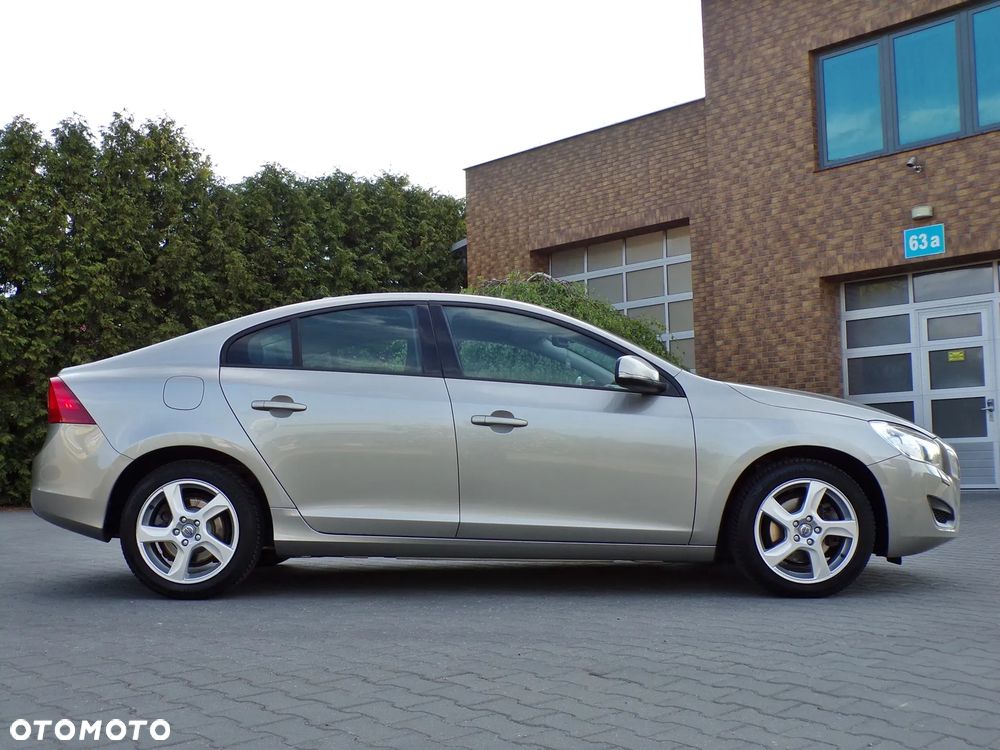 Volvo S60 D4 Summum - 7