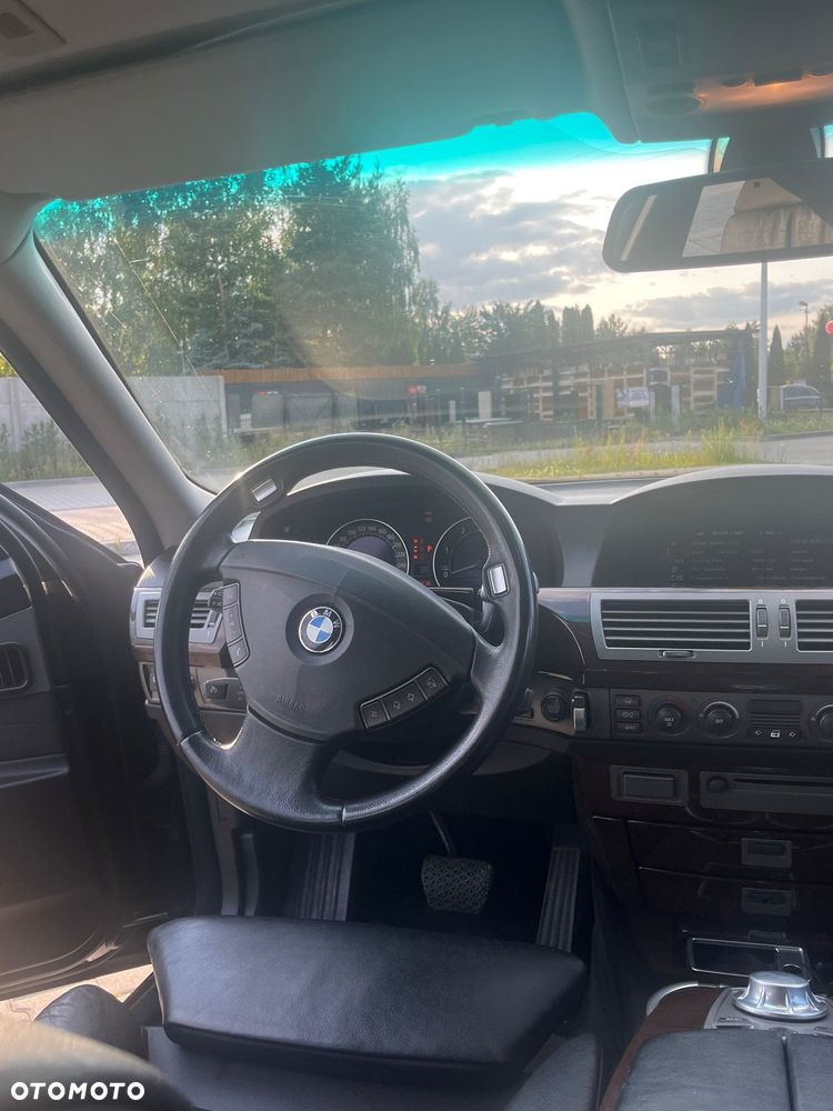 BMW Seria 7 - 6