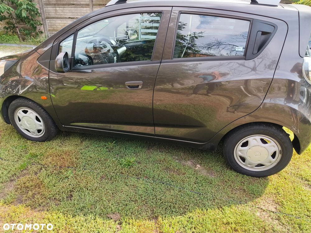 Chevrolet Spark - 2