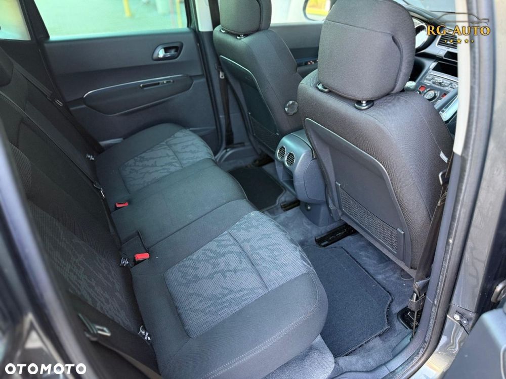 Peugeot 3008 - 26