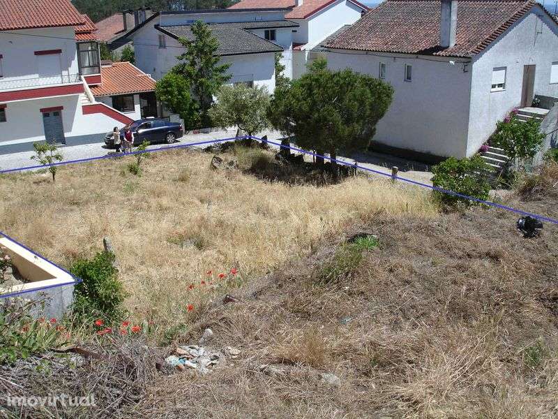 Terreno urbano p/ Moradia,  569 m2,  Mêda - Grande imagem: 2/7