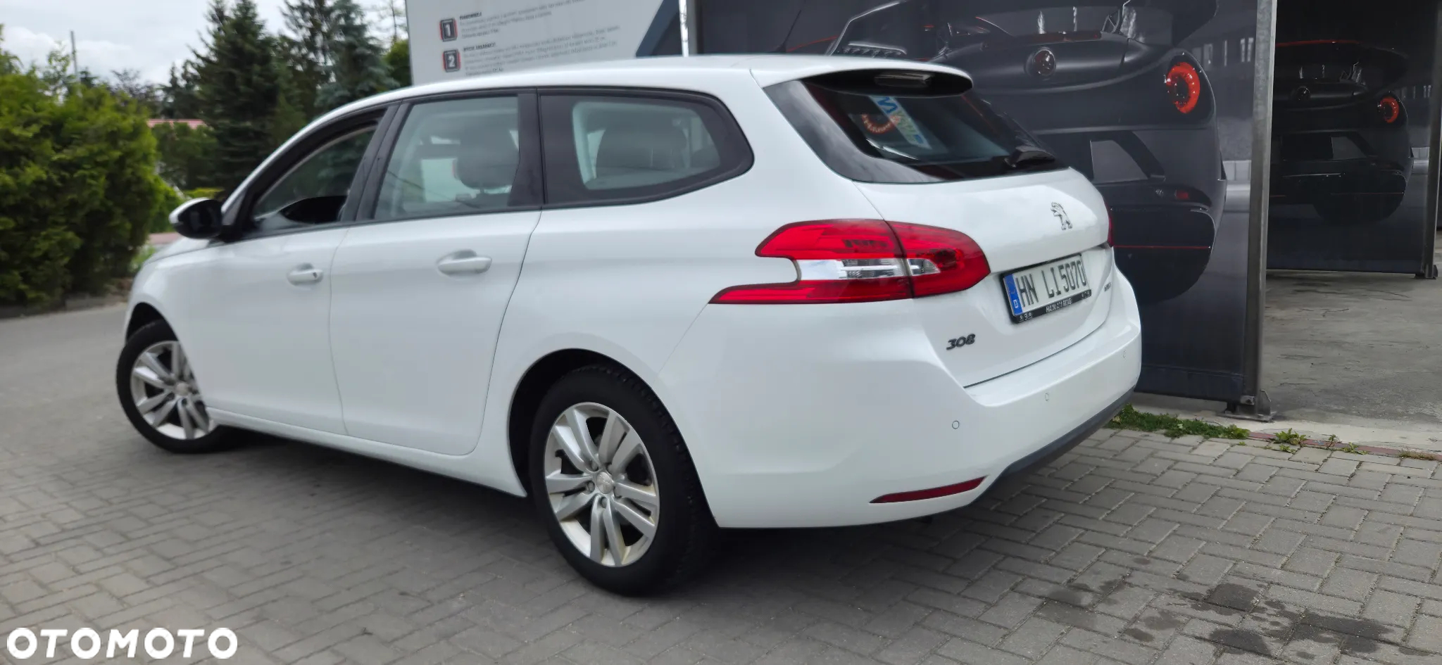 Peugeot 308 130 e-THP Stop & Start Allure - 16